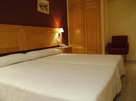 Alegria 2* بانيوس دي مونتيمايور